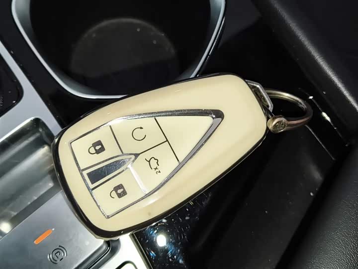 Фото 9 - Changan Eado Plus