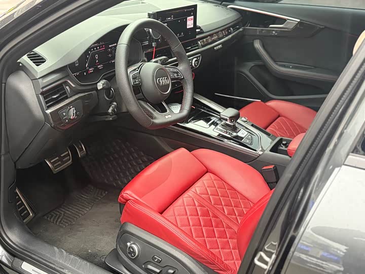 Фото 3 - Audi S4