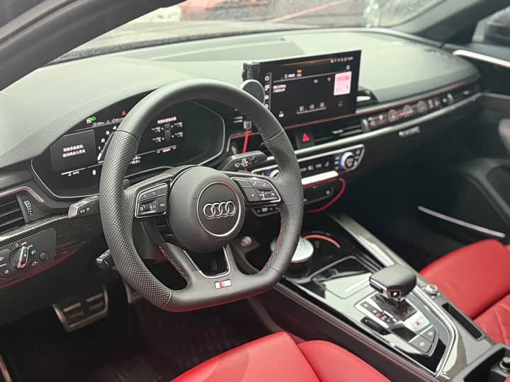 Фото 8 - Audi S4