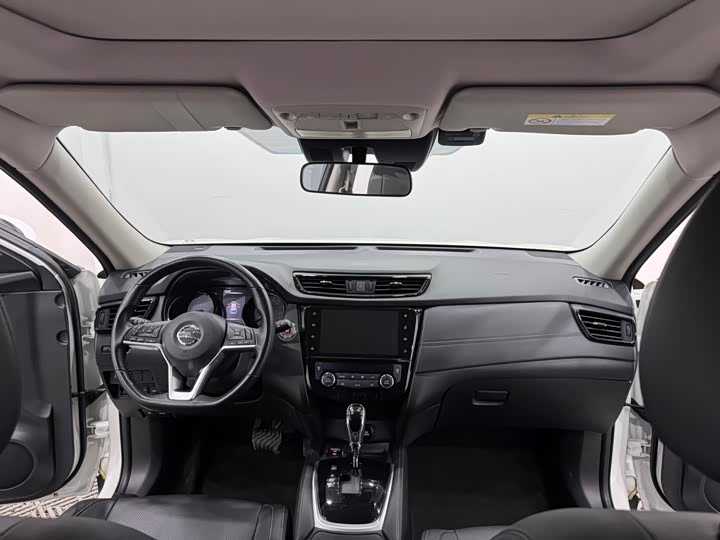 Фото 5 - Nissan X-Trail