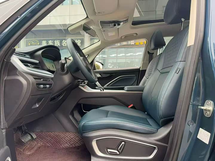 Фото 5 - Geely Jiaji