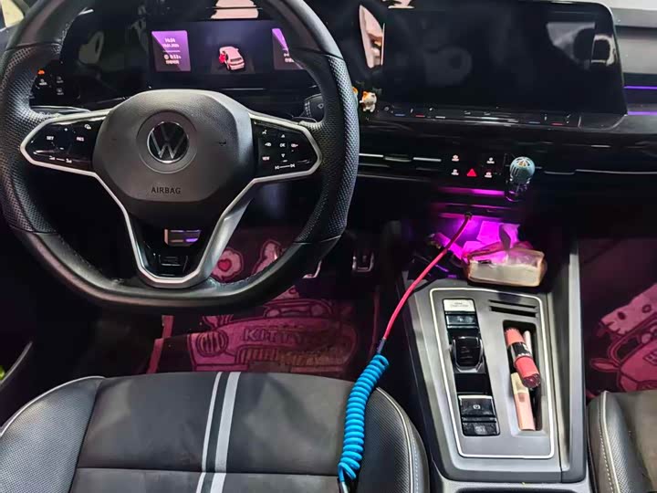 Фото 6 - Volkswagen Golf