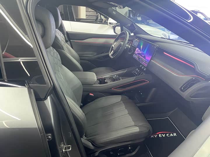 Фото 4 - BYD Song L