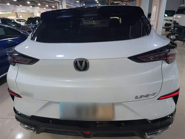 Фото 6 - Changan UNI-T