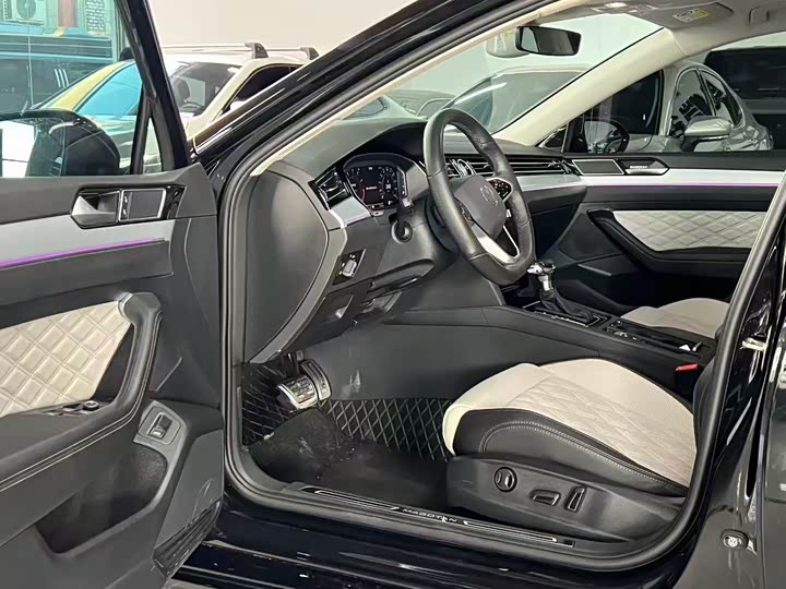 Фото 9 - Volkswagen Magotan