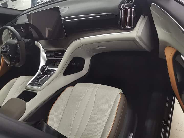 Фото 8 - BYD Song Pro Hybrid