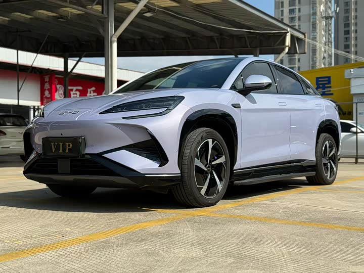 Фото 1 - BYD Sea Lion 07 EV