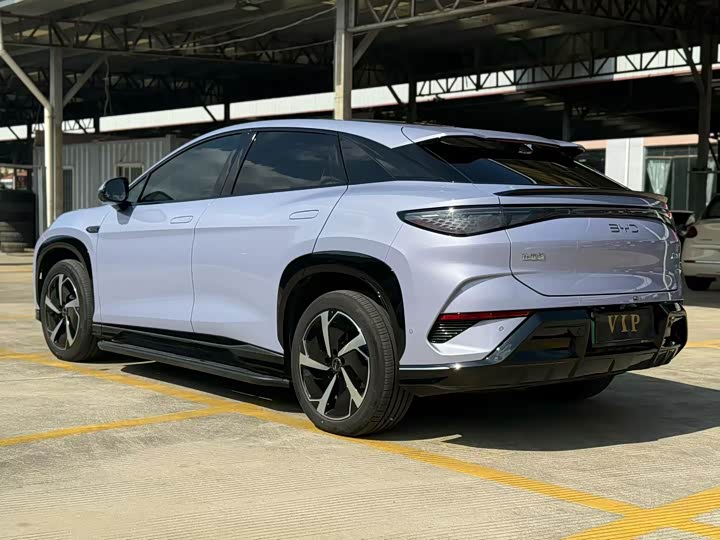 Фото 4 - BYD Sea Lion 07 EV