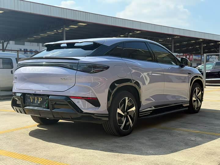 Фото 6 - BYD Sea Lion 07 EV