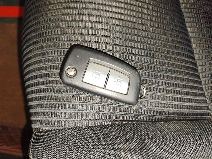 Фото 9 - Nissan Tiida