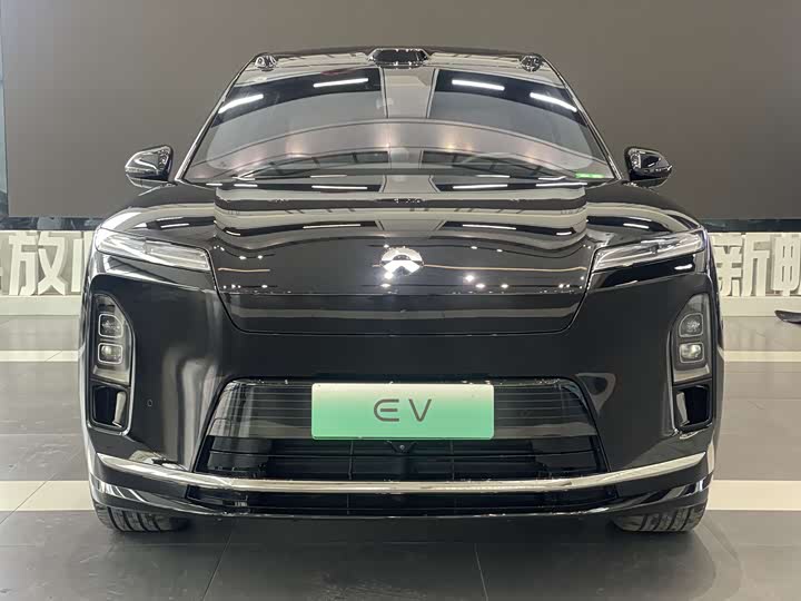 Фото 2 - Nio ES8