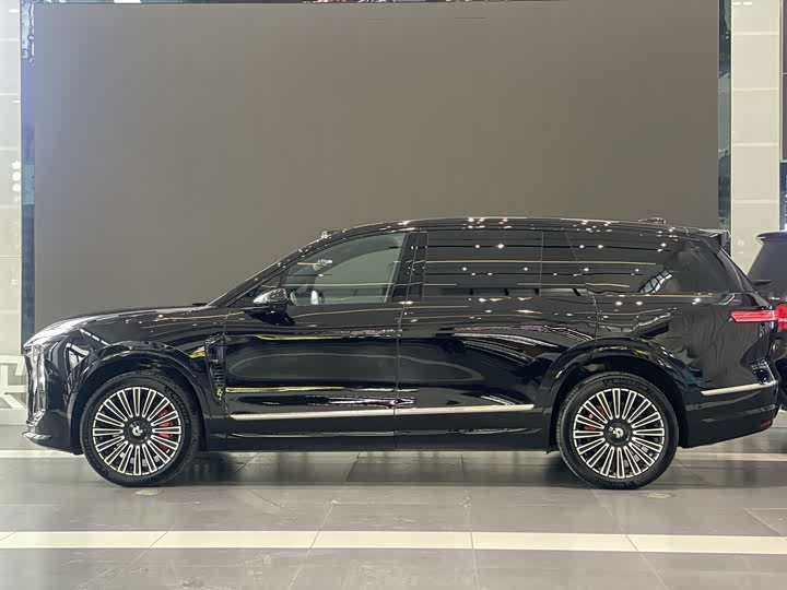 Фото 4 - Nio ES8