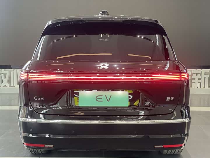 Фото 7 - Nio ES8