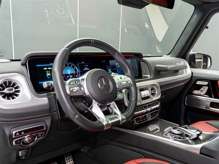 Фото 9 - Mercedes-Benz G-Class AMG