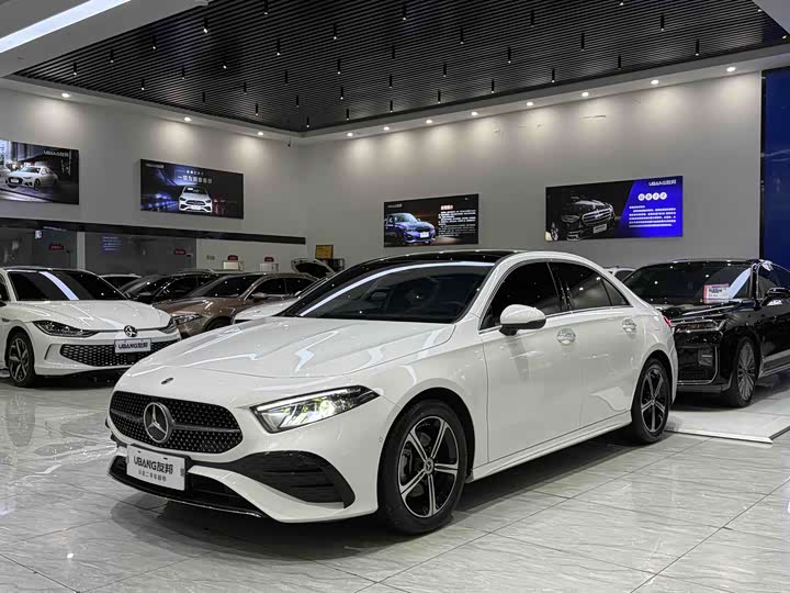 Фото 1 - Mercedes-Benz A-Class