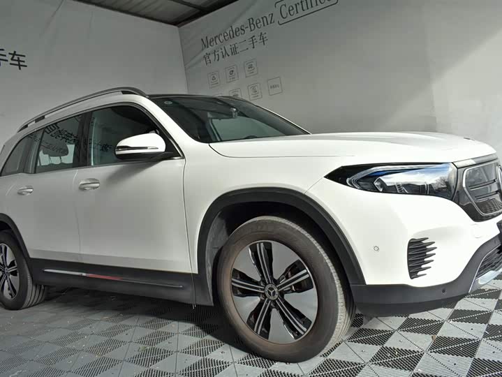 Фото 3 - Mercedes-Benz EQB