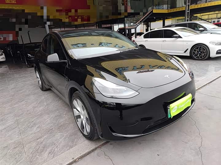 Фото 4 - Tesla Model Y