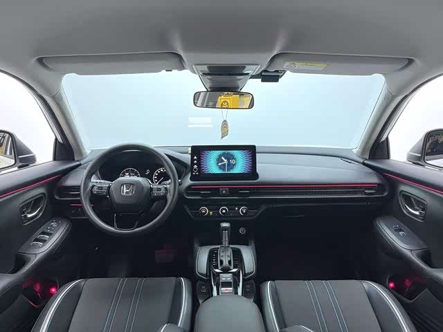 Фото 8 - Honda HR-V