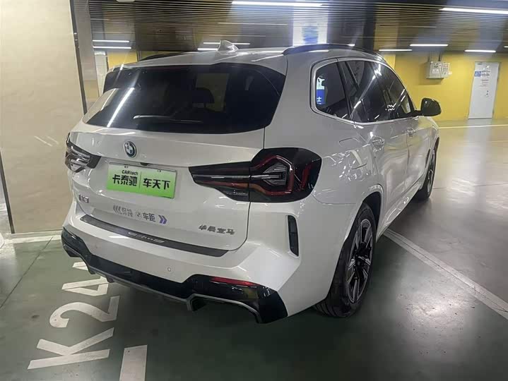 Фото 3 - BMW iX3