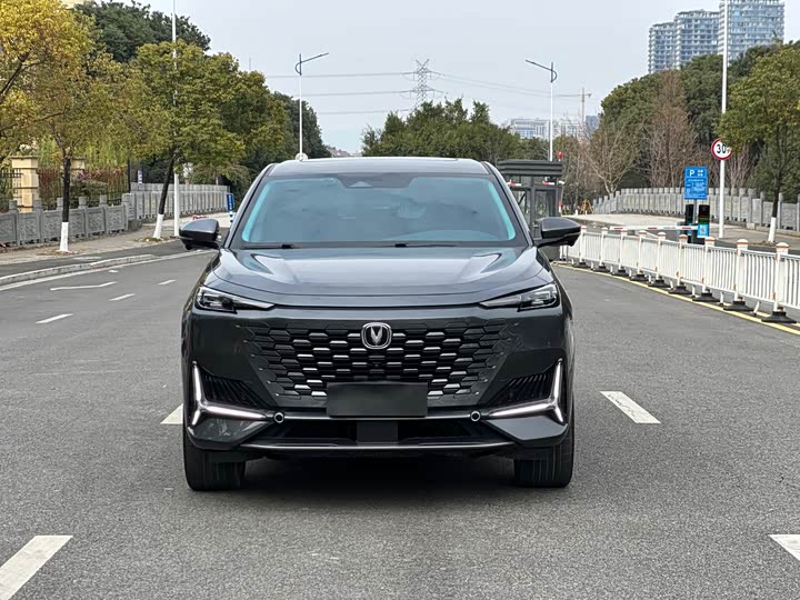 Фото 2 - Changan UNI-K