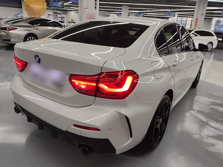 Фото 7 - BMW 1 Series