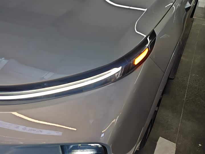 Фото 5 - LiXiang L9