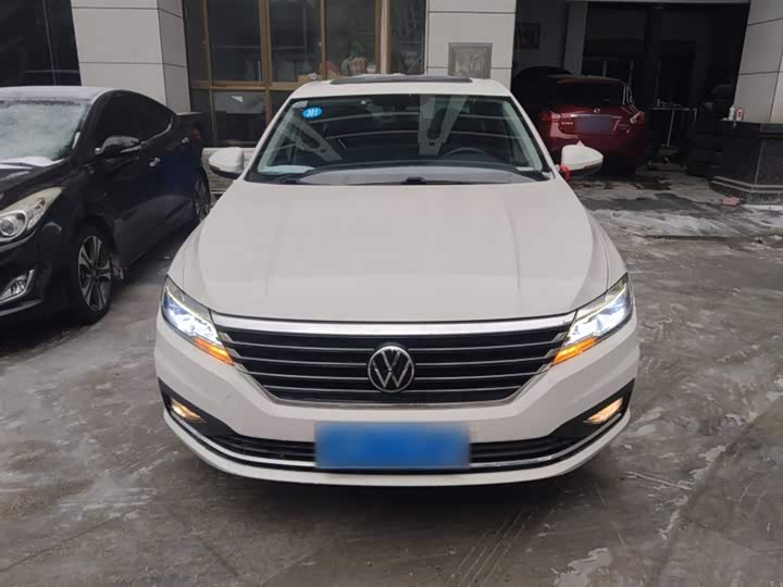 Фото 3 - Volkswagen Lavida