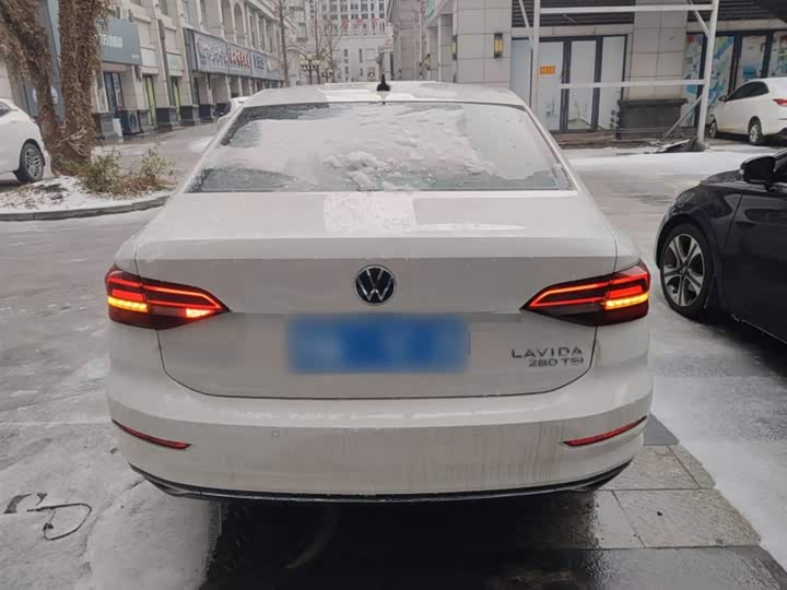 Фото 6 - Volkswagen Lavida