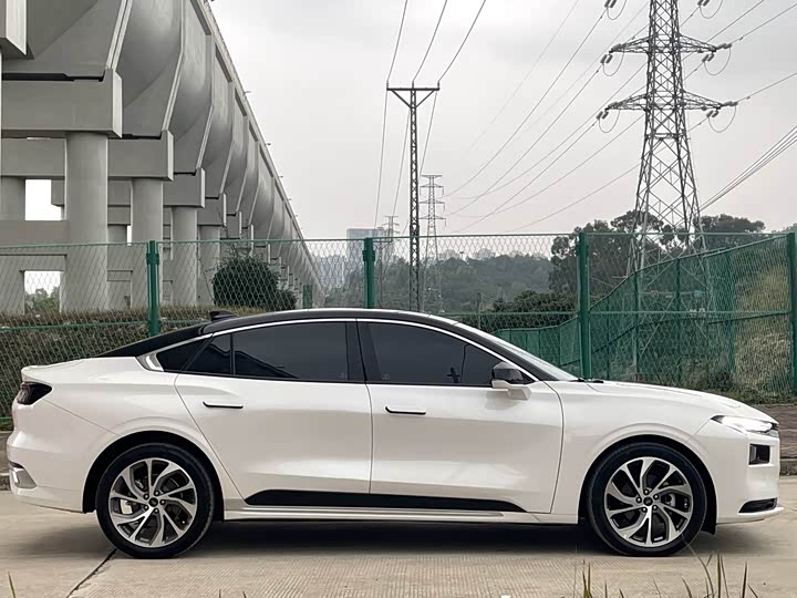 Фото 4 - Ford Mondeo