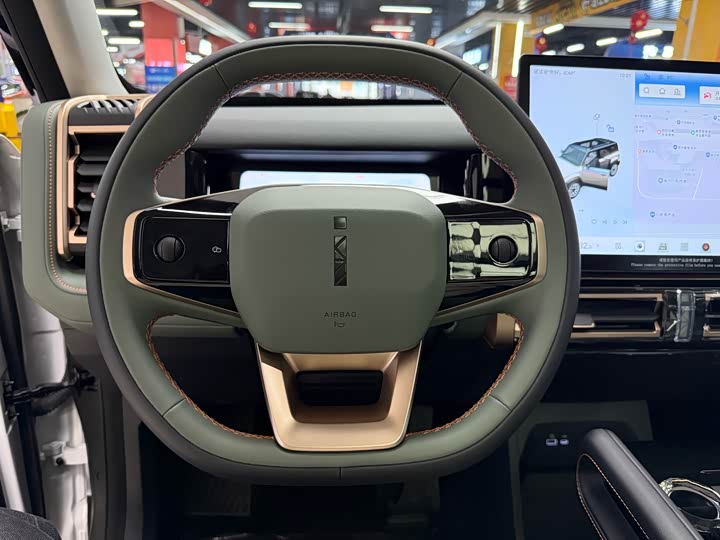 Фото 8 - Chery iCar 03