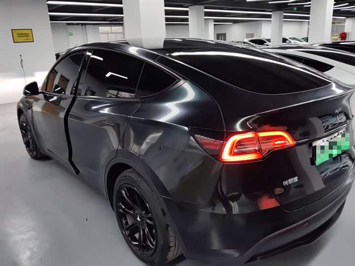 Фото 5 - Tesla Model Y