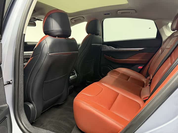 Фото 6 - Lincoln Z (Zephyr)