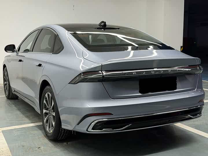 Фото 9 - Lincoln Z (Zephyr)