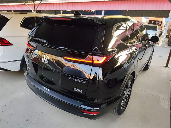 Фото 7 - Honda Breeze