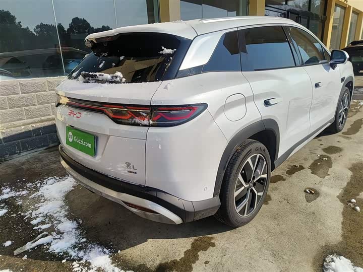 Фото 7 - BYD Song L DM-i Hybrid