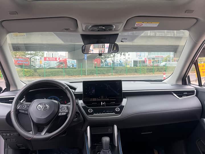 Фото 5 - Toyota Corolla Cross