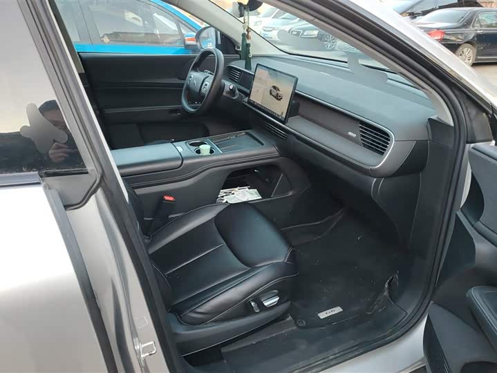 Фото 8 - XPeng G6