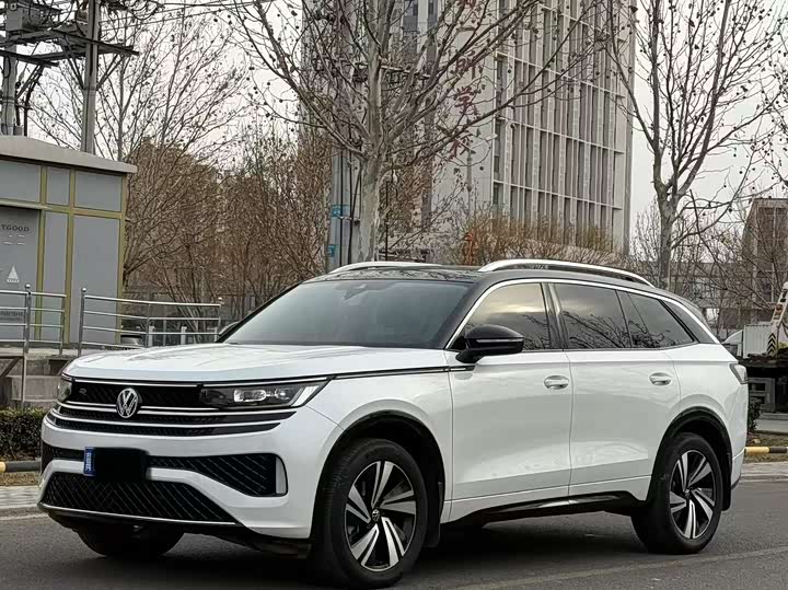 Фото 1 - Volkswagen Tavendor