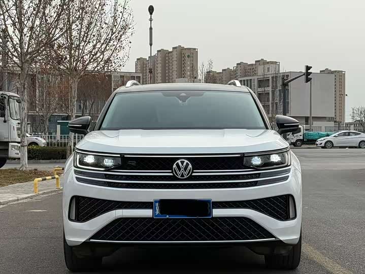 Фото 2 - Volkswagen Tavendor