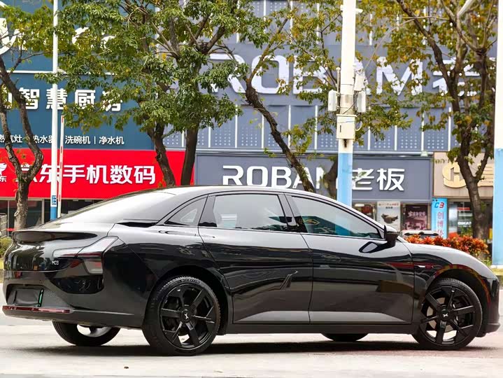 Фото 9 - XPeng Mona M03