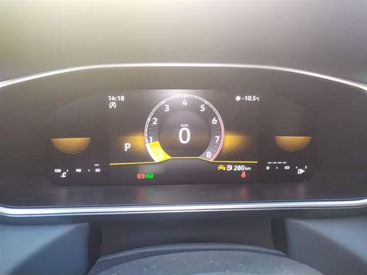 Фото 4 - Volkswagen Tharu