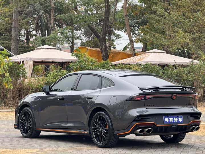 Фото 4 - Changan UNI-V