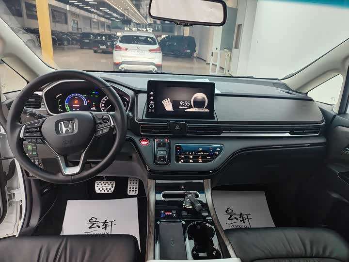 Фото 6 - Honda Odyssey