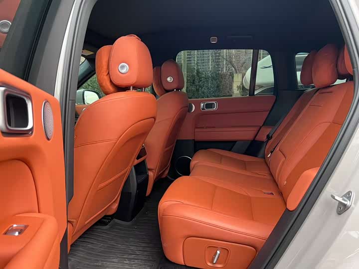 Фото 6 - LiXiang L6