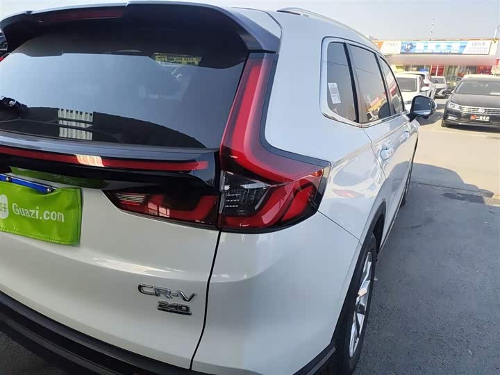 Фото 8 - Honda CR-V