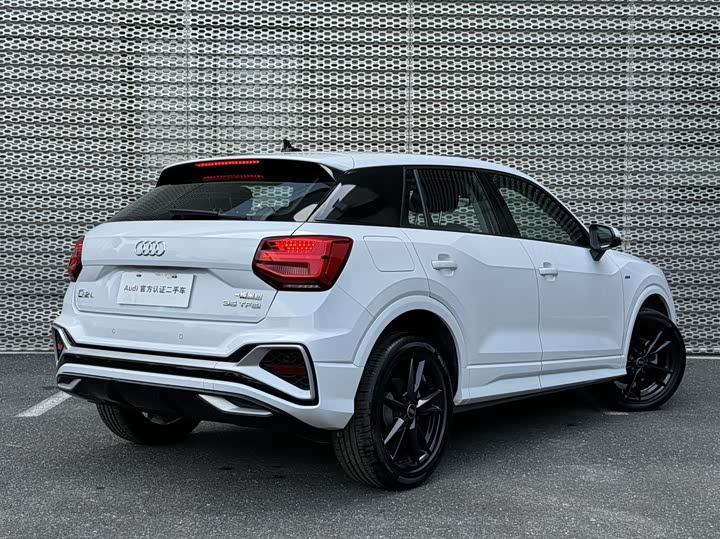 Фото 4 - Audi Q2L