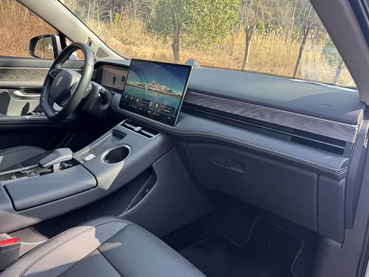 Фото 8 - Aito M5