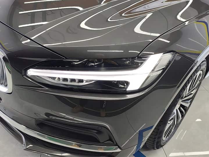 Фото 5 - Volvo S90