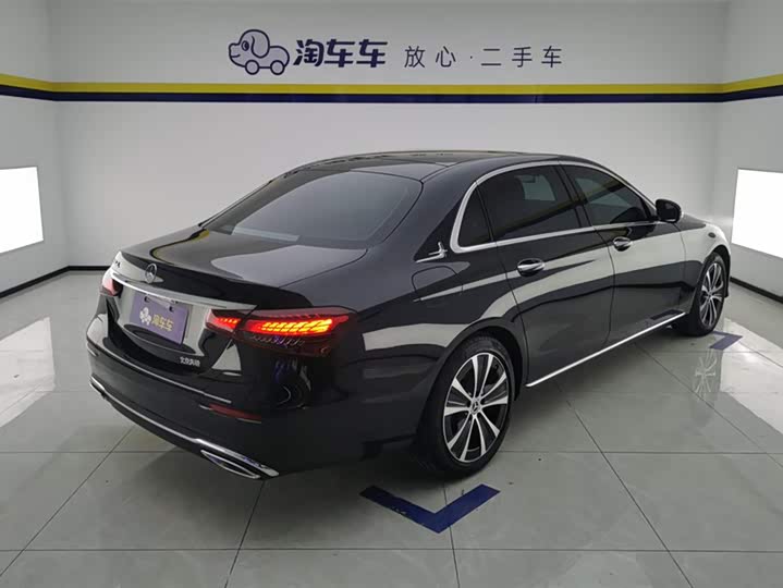 Фото 3 - Mercedes-Benz E-Class Hybrid