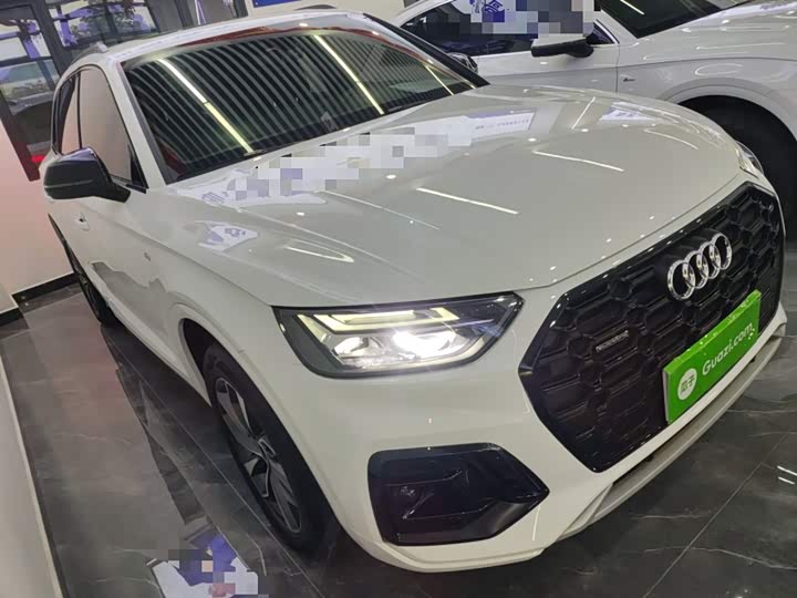 Фото 4 - Audi Q5L